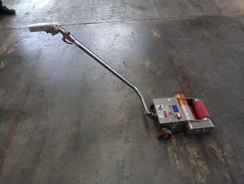 Roll Mover